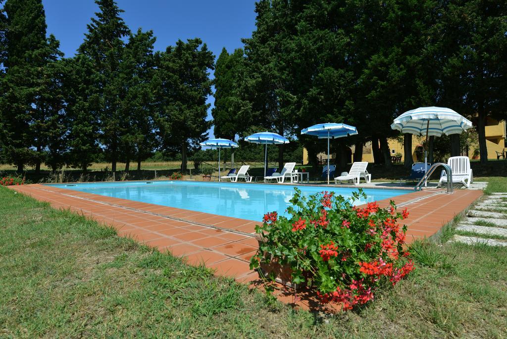Agriturismo Tenuta Vallelunga Guasticce Exterior photo