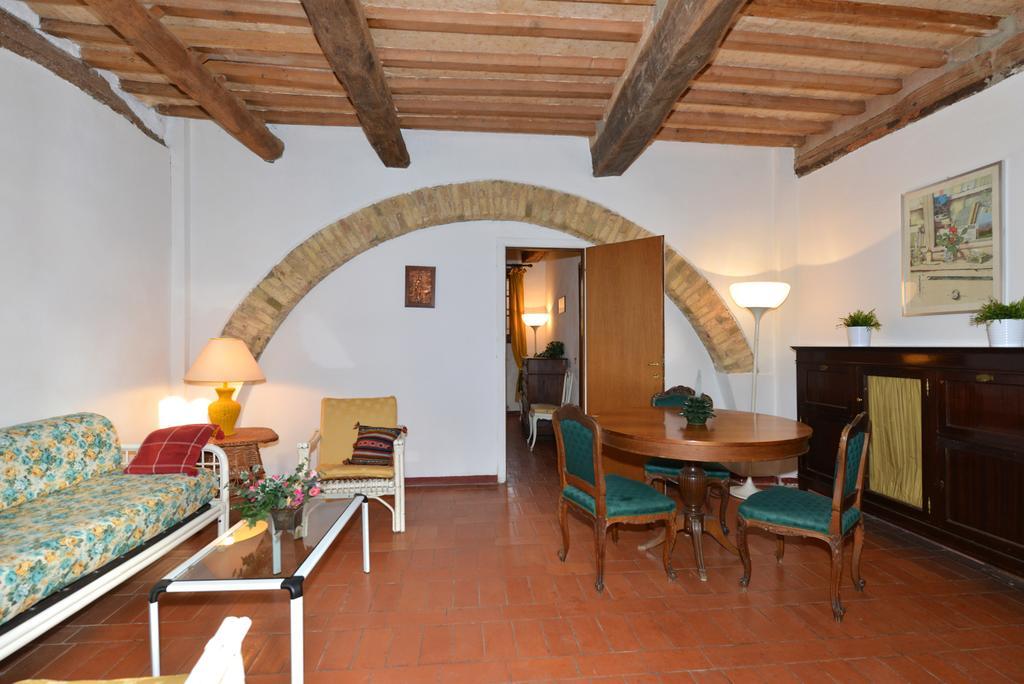Agriturismo Tenuta Vallelunga Guasticce Exterior photo
