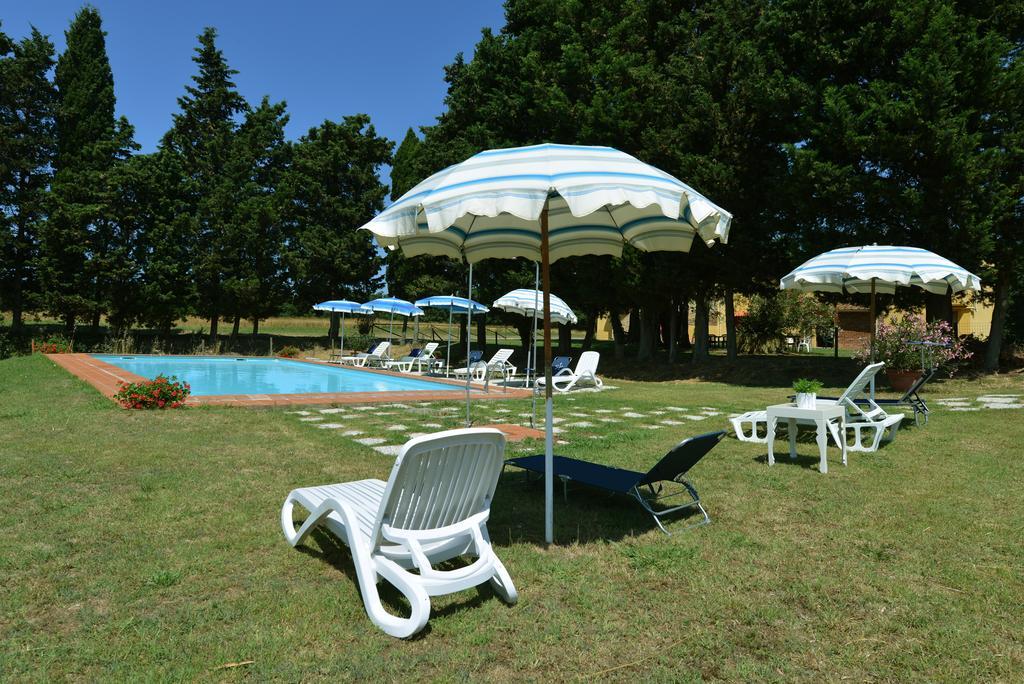 Agriturismo Tenuta Vallelunga Guasticce Exterior photo