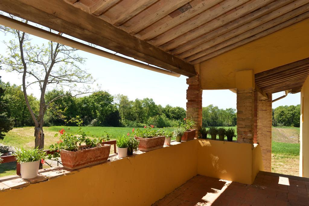 Agriturismo Tenuta Vallelunga Guasticce Exterior photo