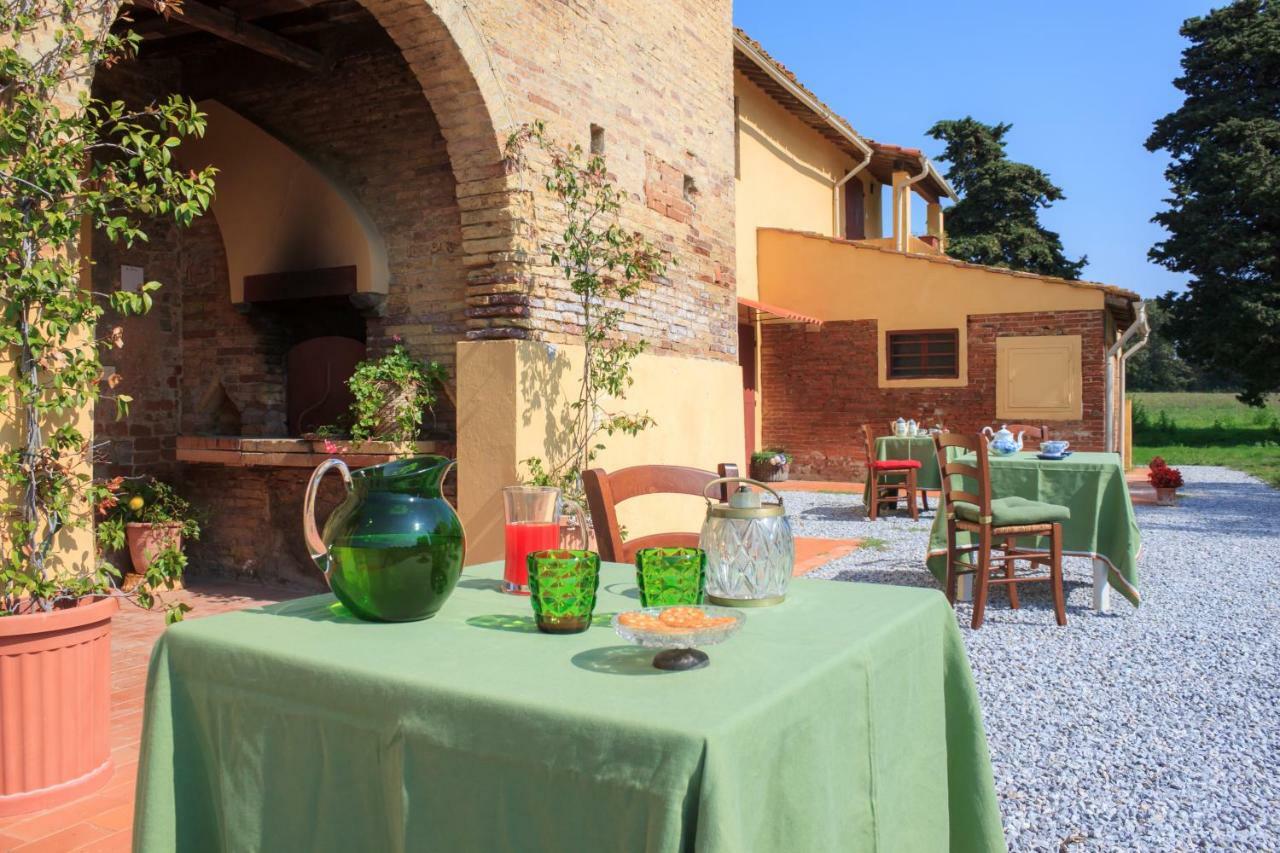 Agriturismo Tenuta Vallelunga Guasticce Exterior photo